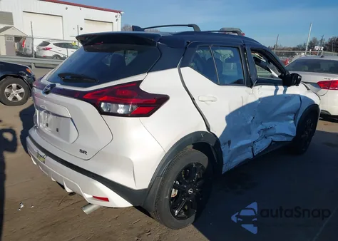 2022 Nissan Kicks Sr Xtronic Cvt z USA, uszkodzony, nr VIN 3N1CP5DV9NL515846